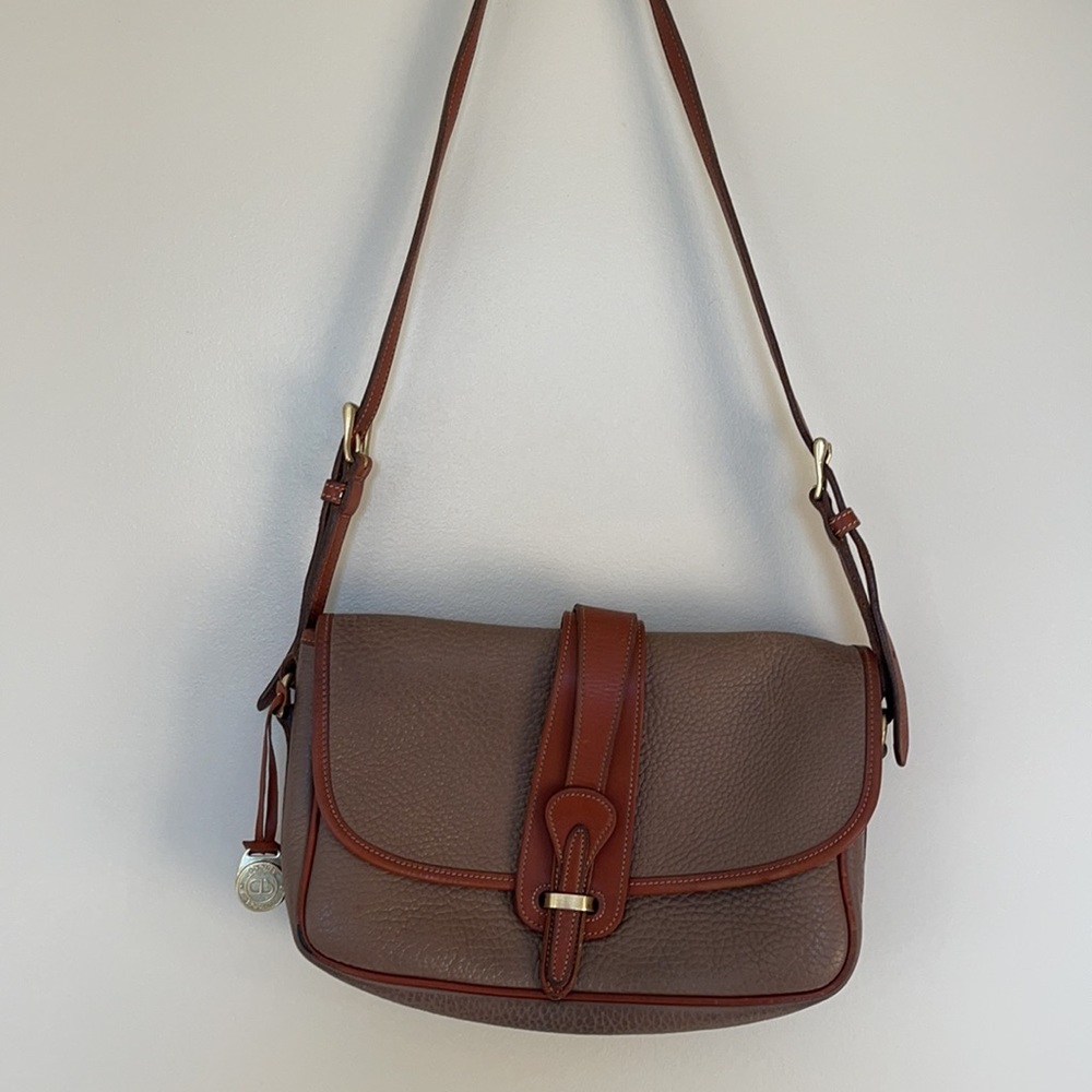 Vintage Dooney Bourke leather bag